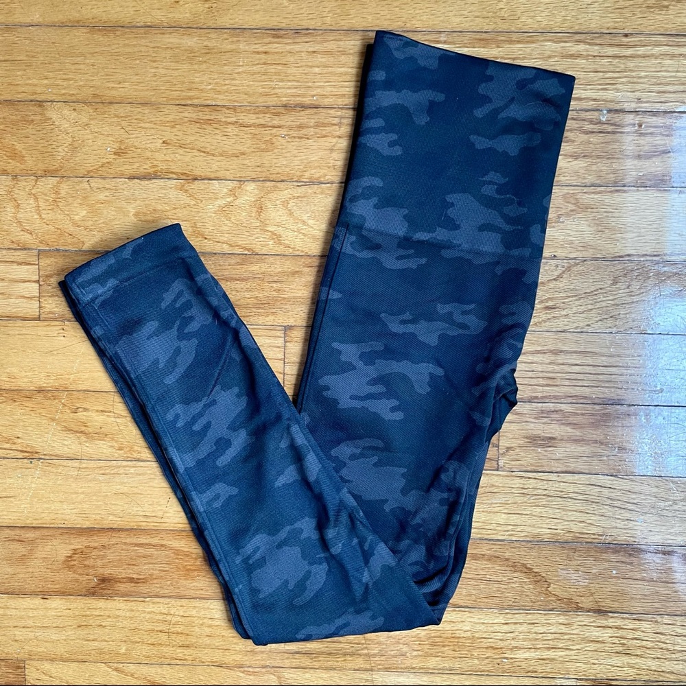 Spanx Gray Camo Seamless Leggings
